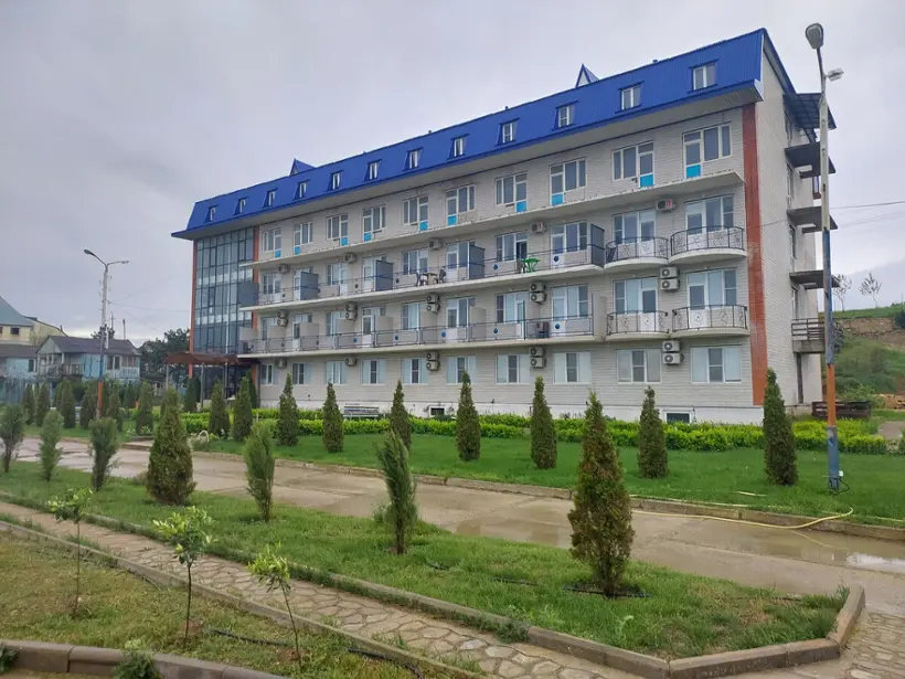 Гостиница	«Луч»