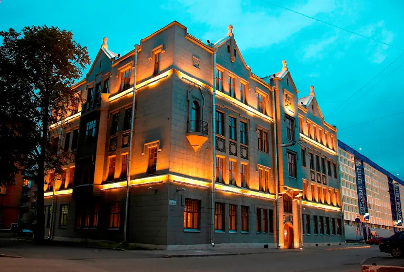 Отель "Lancaster Court Hotel" ООО «Грампиан»