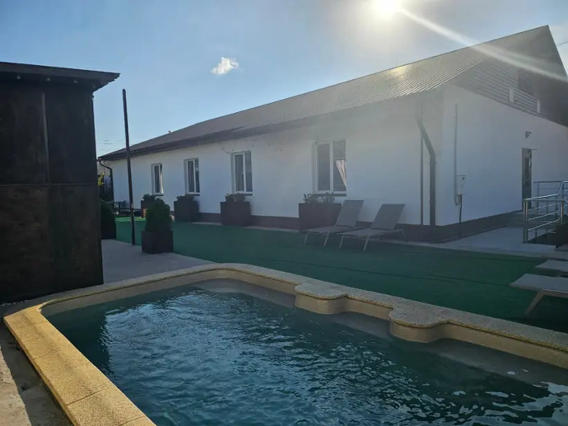 Oblaka House