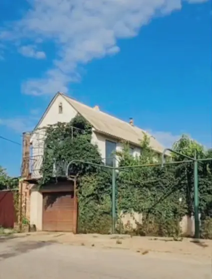 На Галины Петровой 31