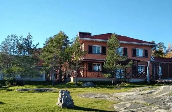 База отдыха «Лопский берег»