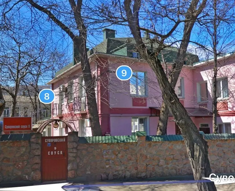 Отель "Жанэ"