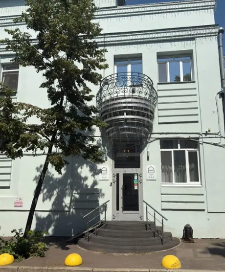 Отель "Фешин"