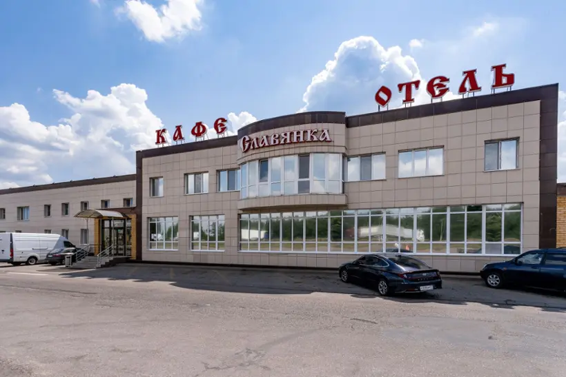 Отель "Славянка" 