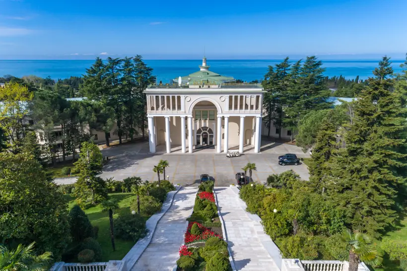 РОДИНА Гранд Отель и СПА Сочи 5*