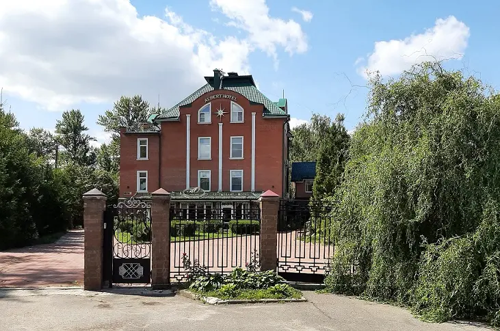Отель "Albert"