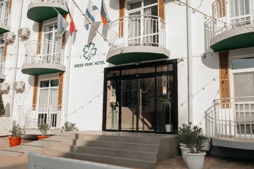 отель "Green Park"