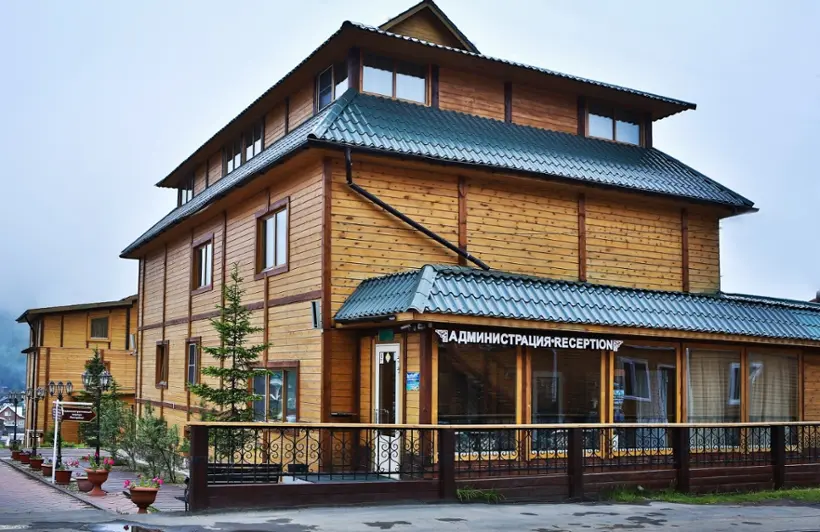 загородный отель "Крестовая падь" ООО "Крестовая Падь"