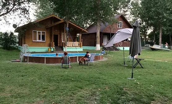 База отдыха «Лебедь»