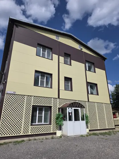 Гостиница "Две Березки"