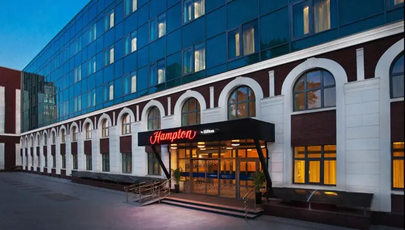 Отель "Hampton by Hilton" ООО "Актив Индустрия"