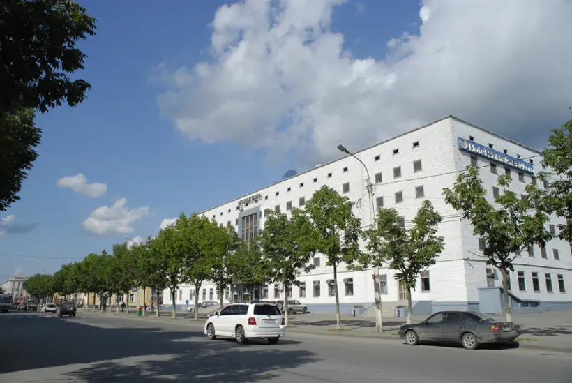Гостиница "Сахалин-Саппоро" Совместное предприятие общества с ограниченной ответственностью "Сахалин-Саппоро"