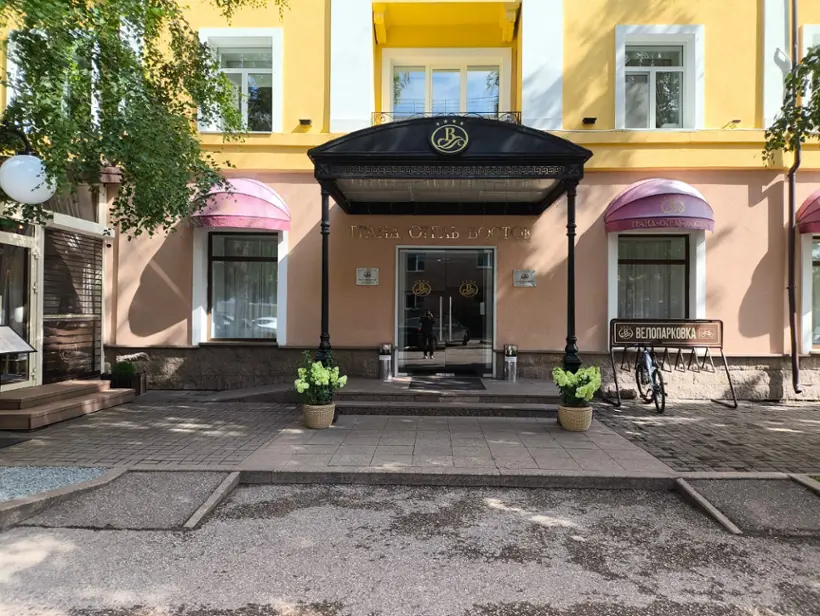 Гостиница ''Гранд Отель Восток'' 
