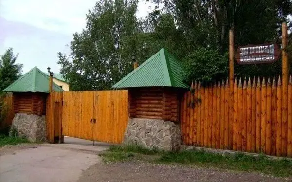 Гостиничный комплекс  «Лесная крепость» ООО «Лесная крепость»