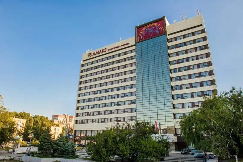 ОТЕЛЬ	«Амакс Конгресс-отель»