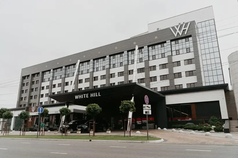 Отель «WHITE HILL HOTEL»  ( УАЙТ ХИЛЛ ОТЕЛЬ ) ,ООО "РЕСТО"