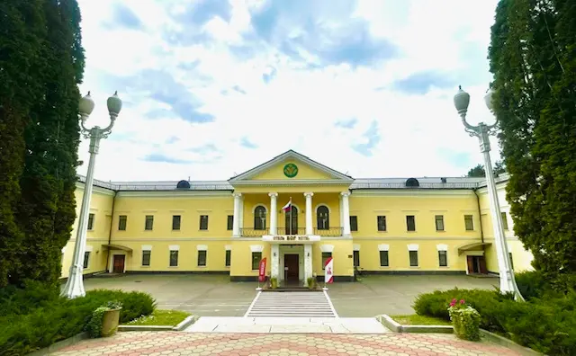 Отель "Бор"