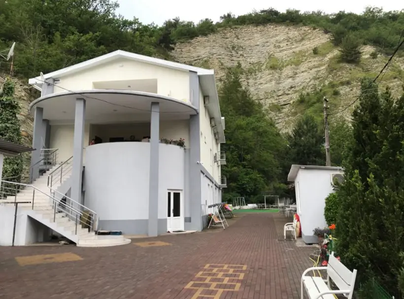 Белые Скалы