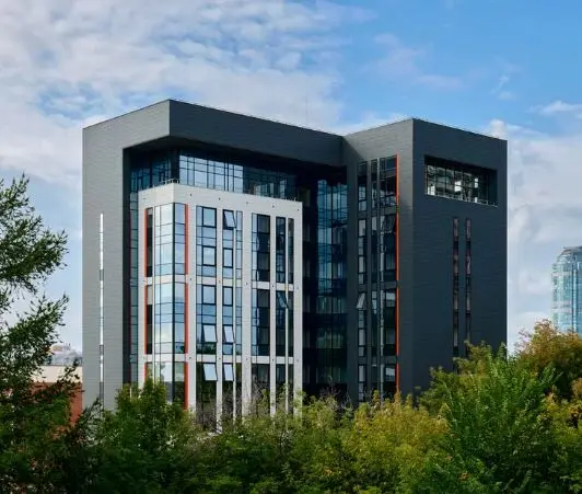 SLIDE Bleisure and MICE HOTEL / Отель «Слайд»