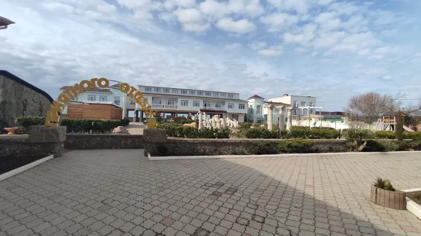 КУРОРТНЫЙ ОТЕЛЬ «КАЛАМЕЯ» ООО «Евпаторийский центр оздоровления»