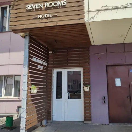 7 ROOMS 