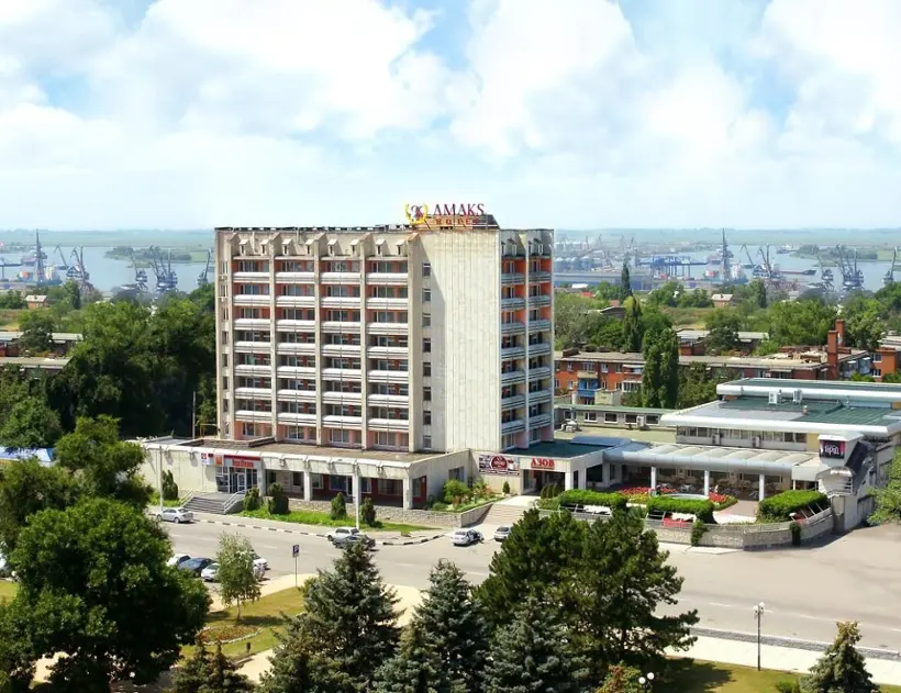 ОТЕЛЬ	«АМАКС Отель Азов»