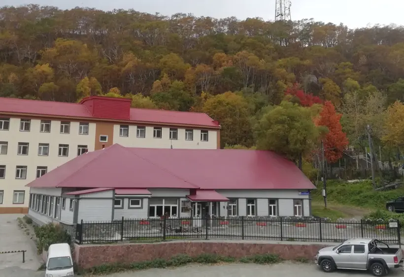 «База по приему юных туристов»