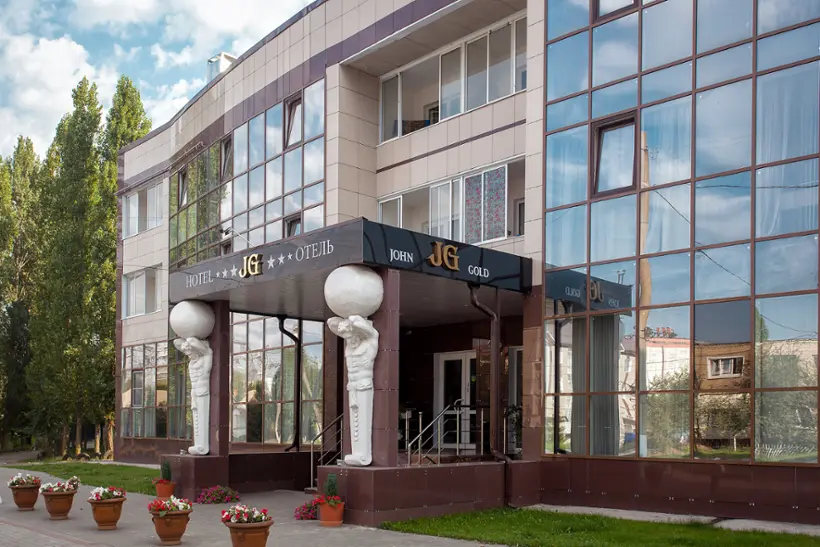 Отель "John Gold" 