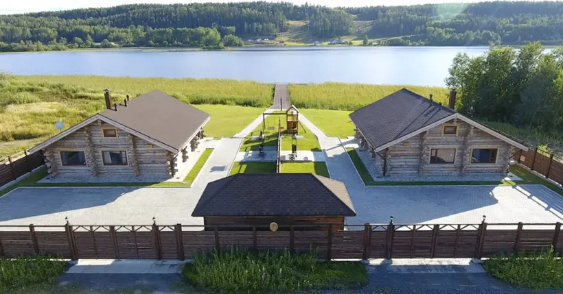 Freegreen cottages