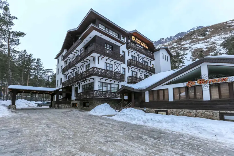 Отель "Ozon Seven Peaks" ООО "Комплексное управление объектами гостеприимства"