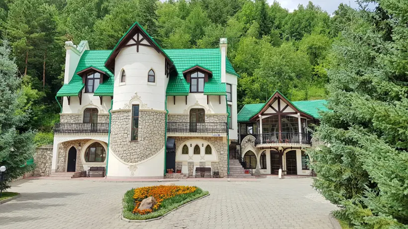 Отель "Беркут" ИП Бернгардт Виктор Артурович