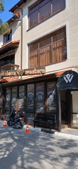 Отель "Saloon Western"