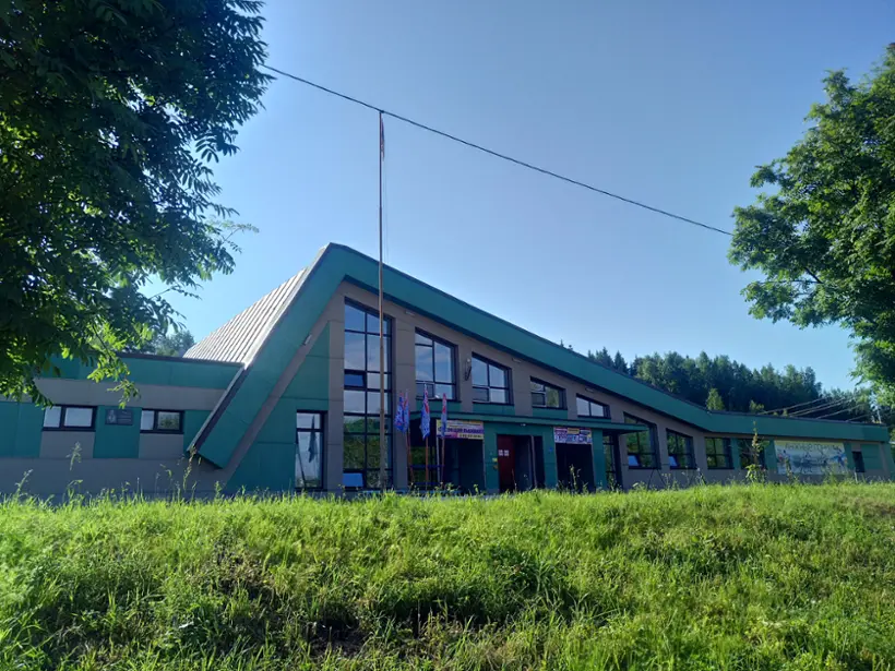 Гостиница  "ЛЕТАЮЩИЙ ЛЫЖНИК"