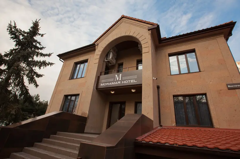Отель "Морамар" ("Moramar Hotel")