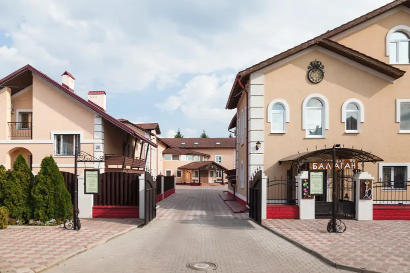 Городская гостиница (отель) "ТЕАТРАЛЬНЫЙ", ООО "ГТК "ТЕАТРАЛЬНЫЙ-АГРОЛЕНД")