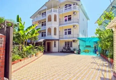 Частный дом