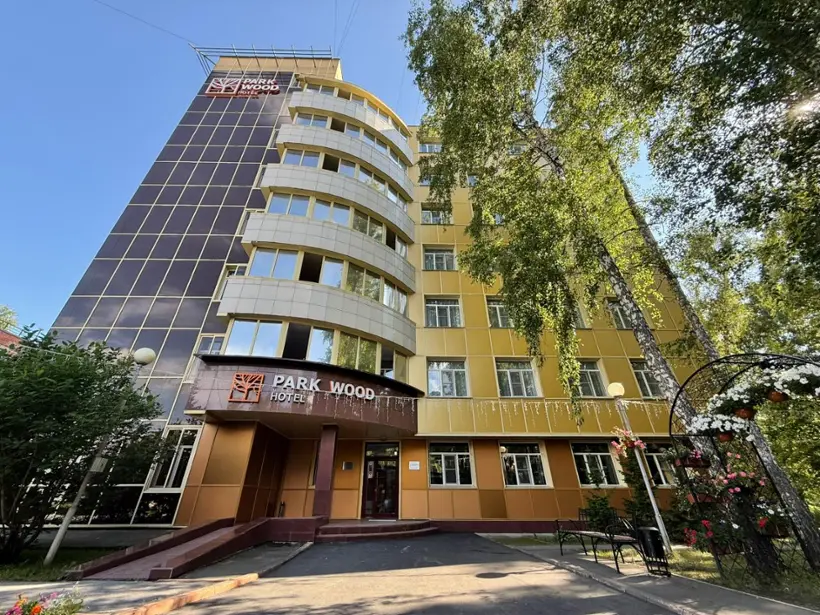 Отель "PARK WOOD HOTEL"