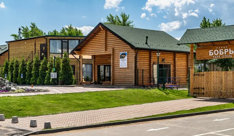 Загородный парк-отель «Бобры»