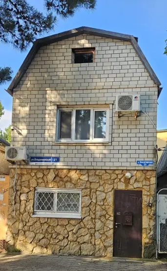 На Владимирской 21