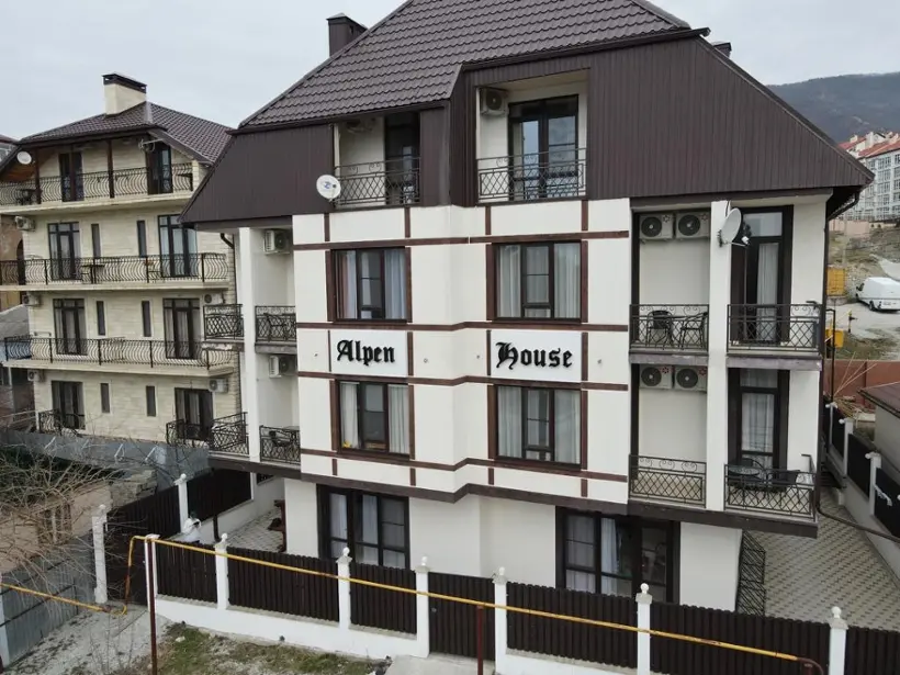 Alpen House
