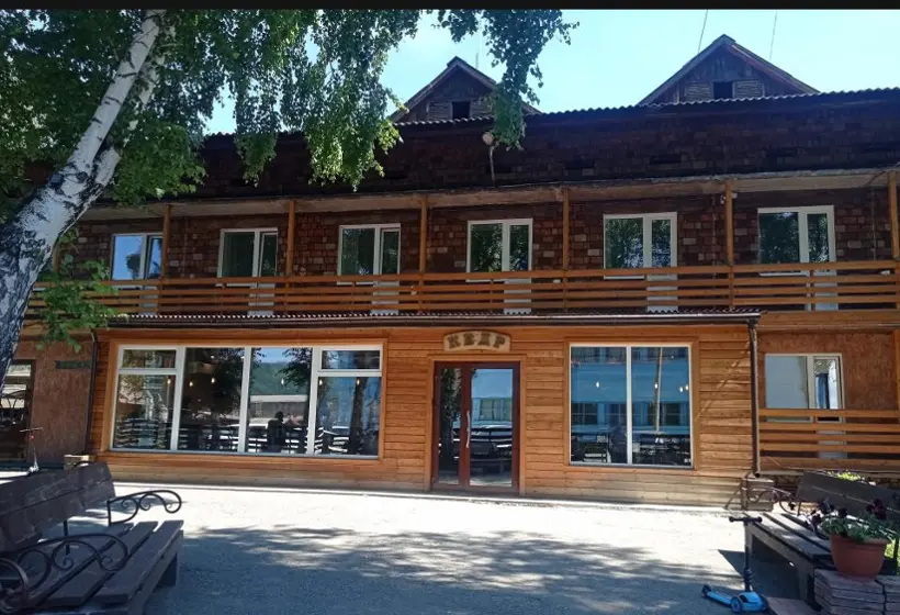 Гостиница "Кедр" 