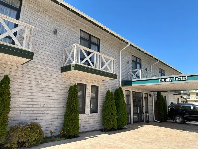 Гостиница "Family Summer hotel"