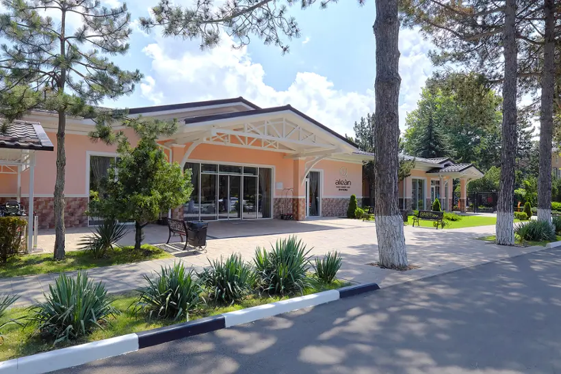 Курортный отель «Алеан Фемили Ривьера» (Hotel «Alean Family Riviera») Филиал ООО "Арбат Отель Менеджмент"