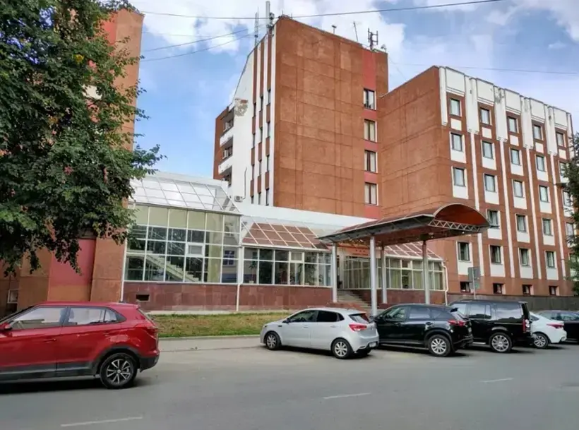 Отель  «Яротель Центр» (Yarhotel Centre)