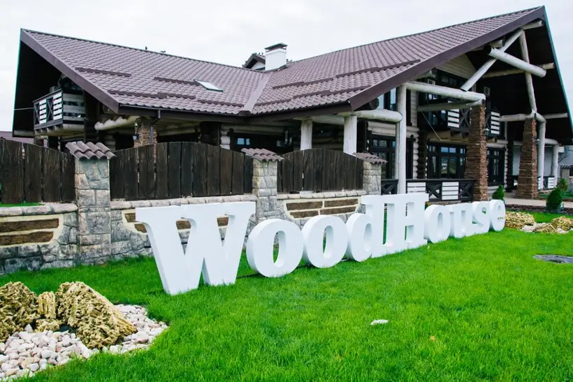 Гостиничный комплекс    «WoodHouse» ИП  Шульга Оксана Ивановна