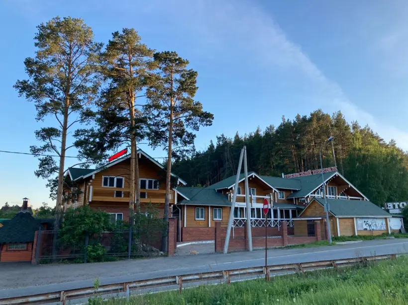 гостиница "Уральский теремок"