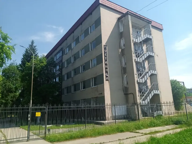 Гостиница "Луч" АО «ЮТэйр-Вертолетные услуги» 