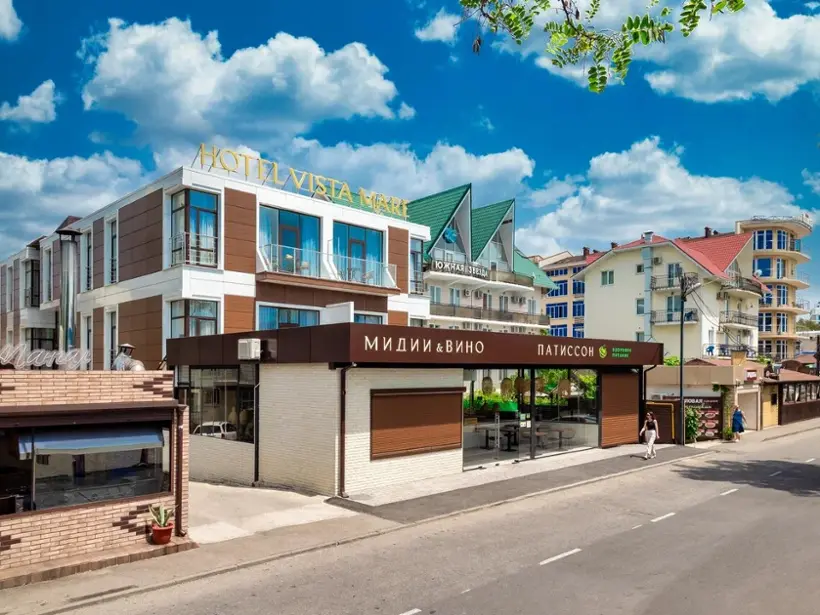 HOTEL "VISTA MARE"