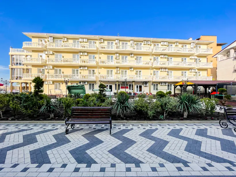 Anzhelina Family Hotel