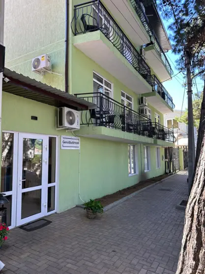 Отель "Gemstbutikhotel"